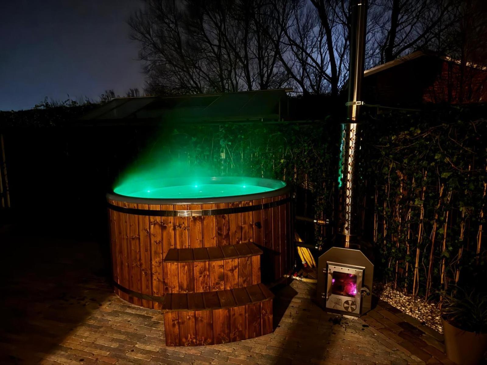 Gastsuite Het Duinroosje Met Hottub Op Het Prive Terras! Den Burg Eksteriør bilde